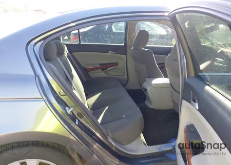 2011 Honda Accord 2.4 Ex z USA, uszkodzony, nr VIN 1HGCP2F75BA003094